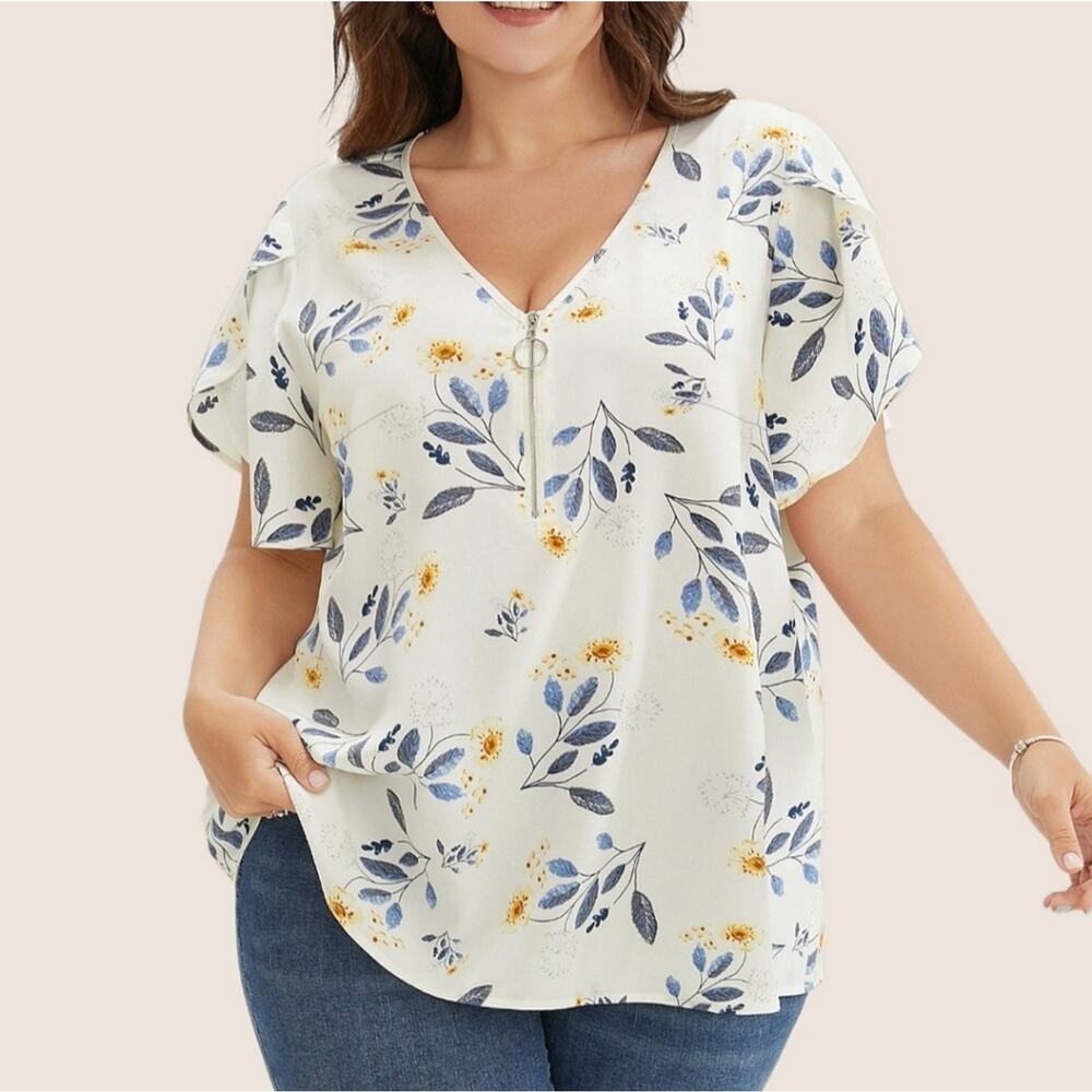 Sz 2X BLOOMCHIC Cream Blue Floral O-ring Quarter Zip Split Sleeve Floral Blouse
